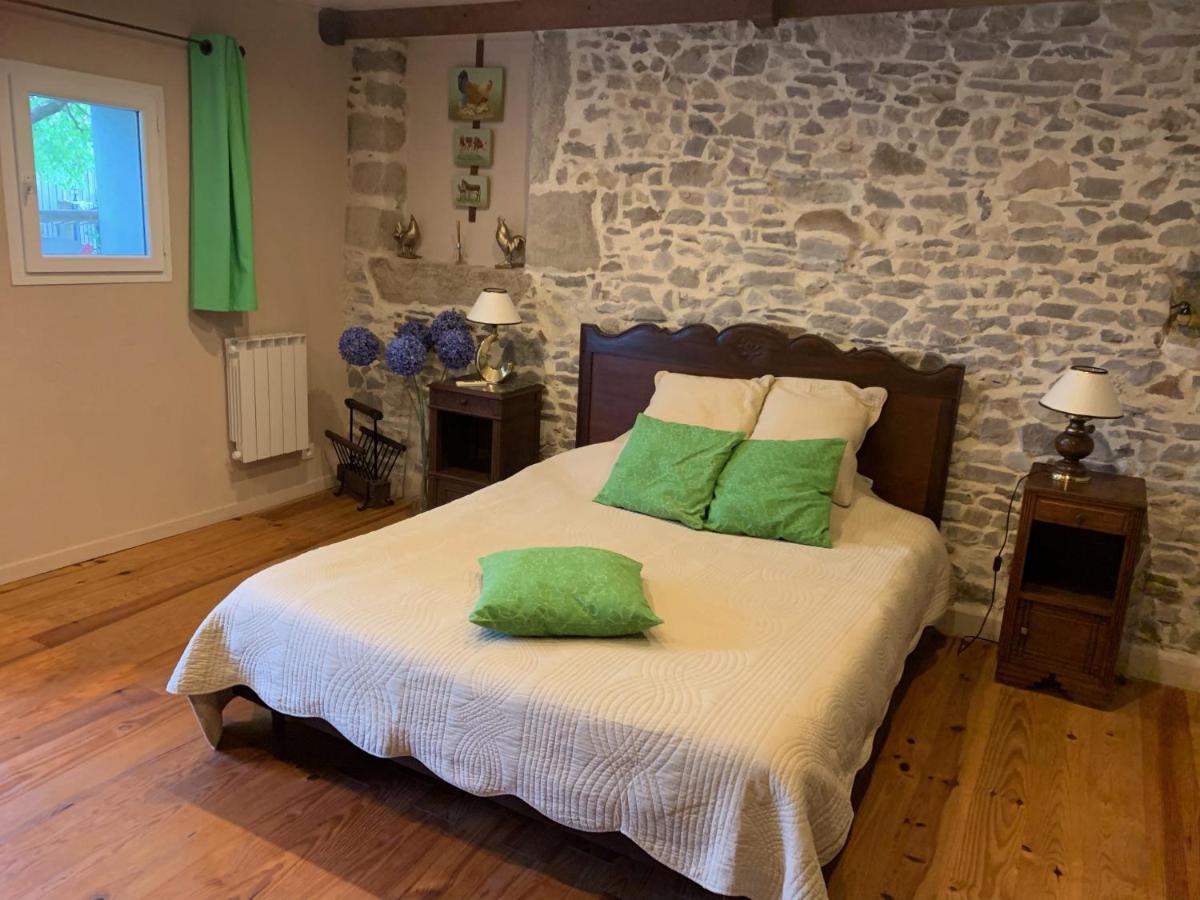 Bed and Breakfast L Entre deux à Champcey Extérieur photo